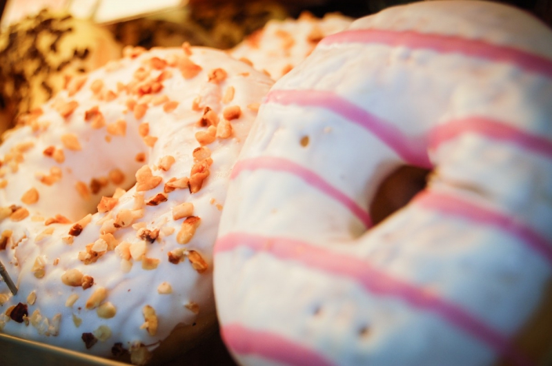 patisserie-TENDE-min_donuts_sweets_pastries_pastry_shop_cake_cakes_bakery_eating-987656